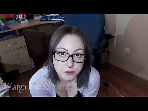 ❤️ Sexy holka s brýlemi kouří dildo hluboko na kameru ️❌ Ruské porno u nás ﹏